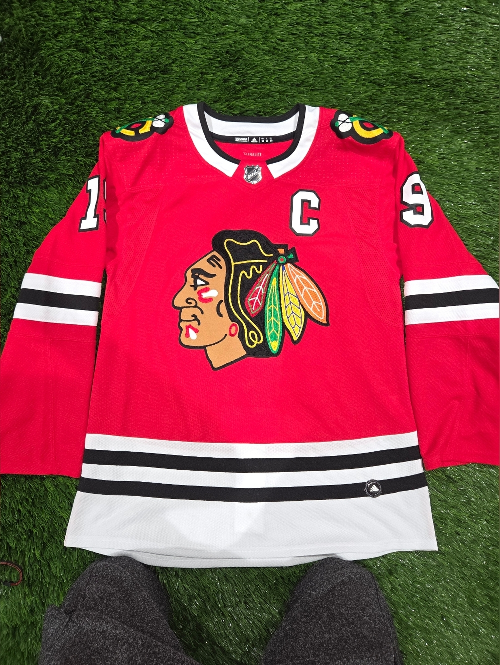 Chicago Blackhawks Jonathan Toews #19 Adidas Authentic Home Red Jersey Sz 50